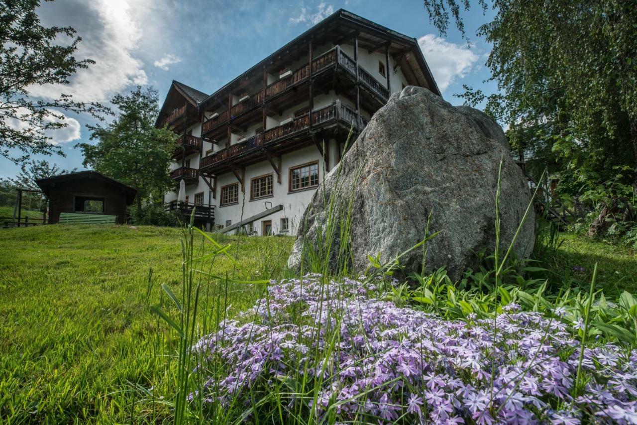 Hotel Ucliva Breíl Esterno foto